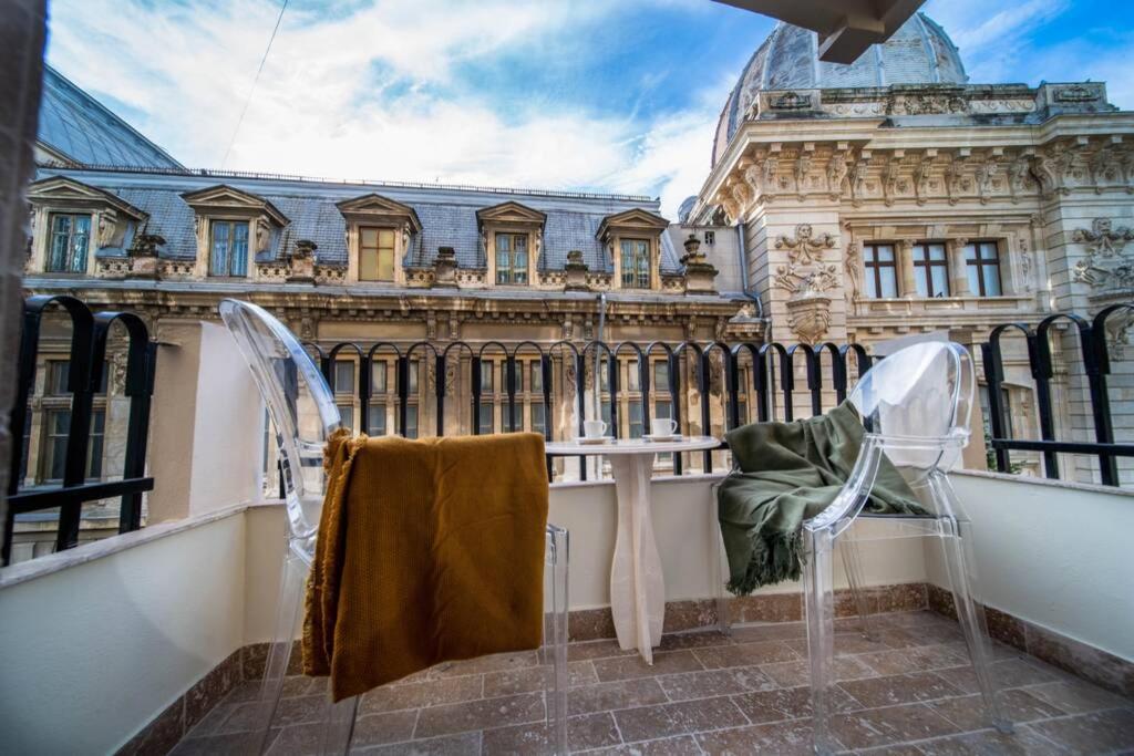 History Museum Apartment Bucharest Exterior photo